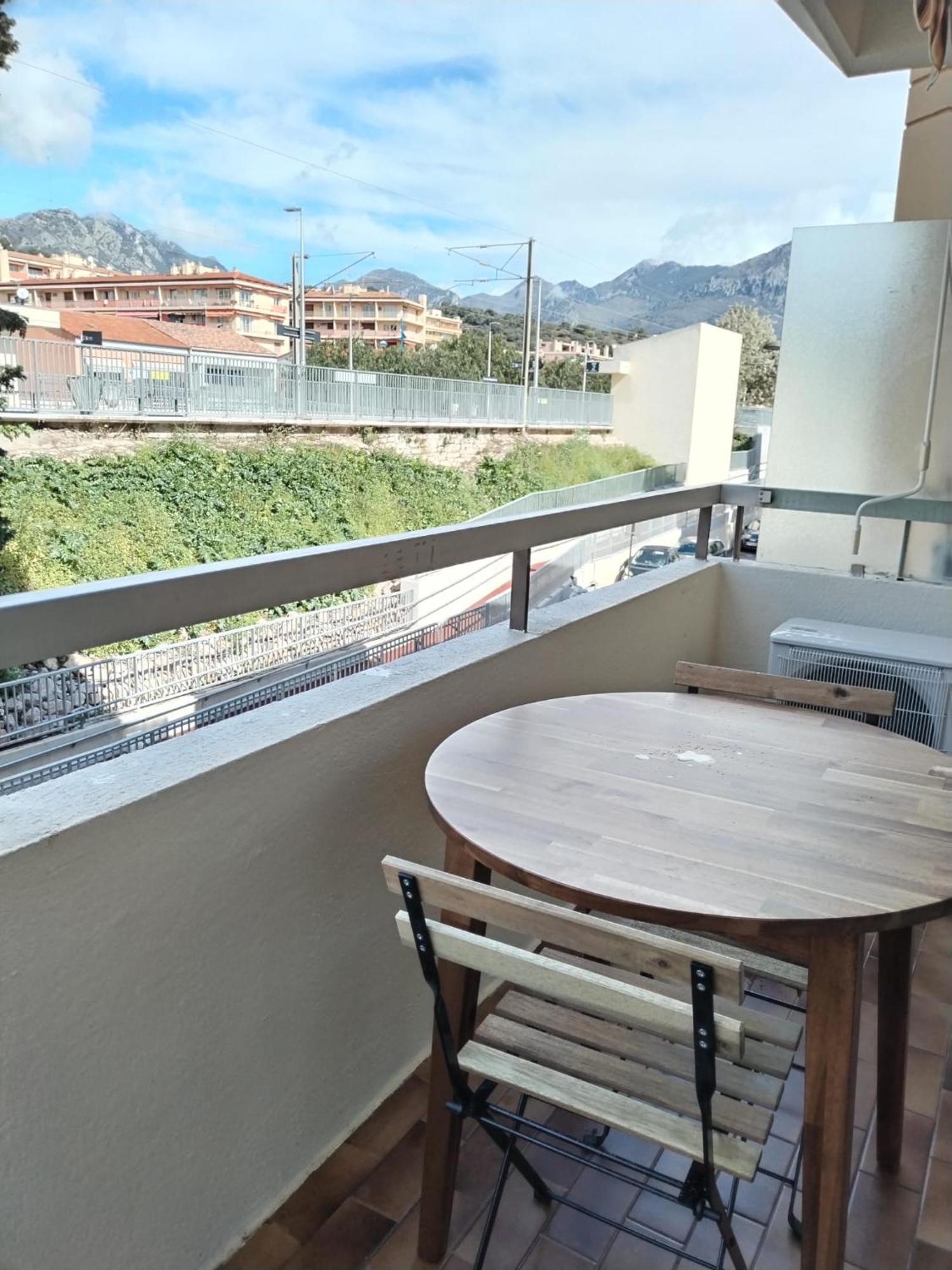 Apartment Avec Coin Nuit